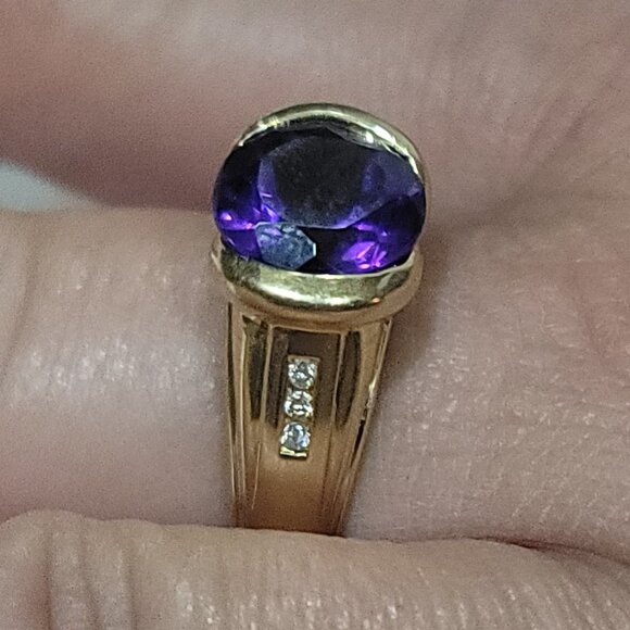 14k Yellow Gold Amethyst Solitaire Cocktail Ring W/ Diamond Accents 14.16 $1300 - Picture 9 of 11